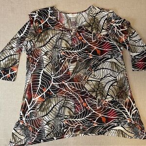Christopher & Banks Top XL Cross-cross V Neck 3/4 Sleeve Leaf Print Stretch